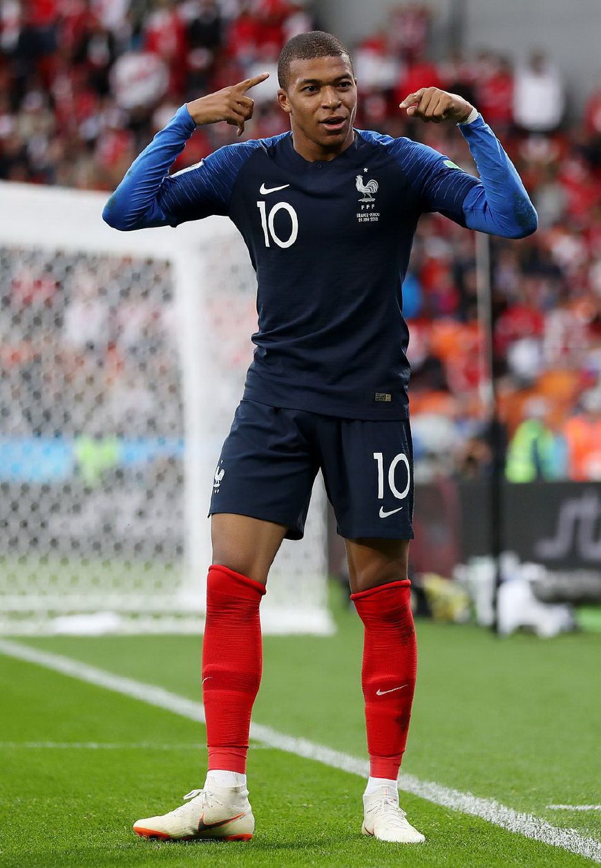 科瓦奇：拜尔明天无法出战；之前我说他的话是带点玩笑语气