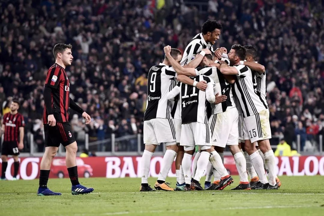 官方：英格兰名哨奥利弗将执法欧冠皇马客战奥林匹亚科斯