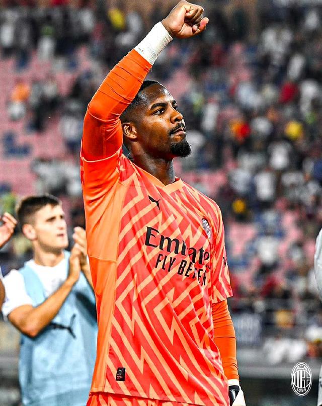 NBA圣诞大战！压轴对决变成笑话，湖人队真的出问题了！（NBA圣诞大战压轴沦为闹剧，湖人问题暴露无遗）